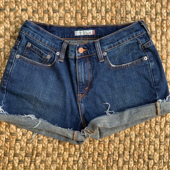 Levi’s 505 Cutoff Shorts Sz 4 - Picture 2 of 3